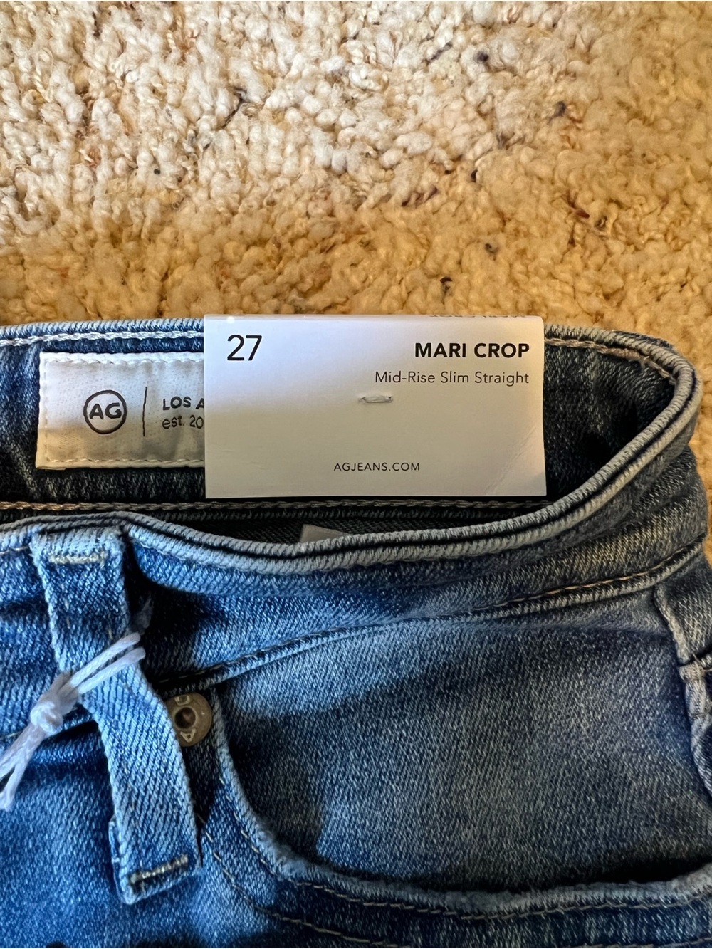 Ag Adriano Goldschmied Light Wash Cropped Straight Jeans NWT - Picture 6 of 7